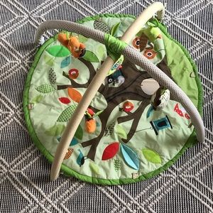 SkipHop Treetop Friends Activity Gym